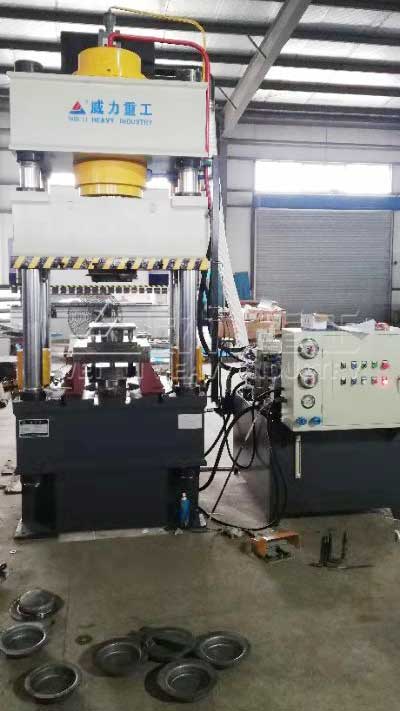 315吨不锈钢封头拉伸油压机