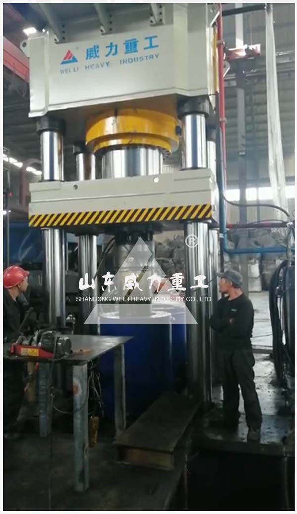 石墨碳素坩埚液压机